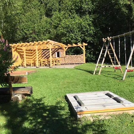 Bruno - Mit 2 Schlafzimmern Chalet