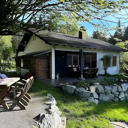 Bruno - Suedhanglage Mit 2 Schlafzimmern *